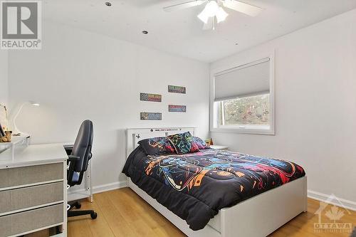 5620 Hope Drive, Manotick, ON - Indoor Photo Showing Bedroom