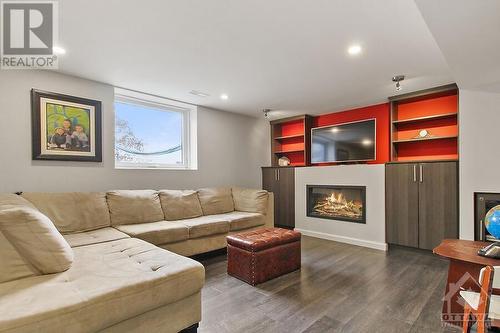 5620 Hope Drive, Manotick, ON - Indoor Photo Showing Living Room With Fireplace