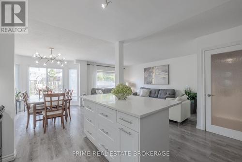 1860 Rollingacres Drive, London, ON - Indoor Photo Showing Dining Room