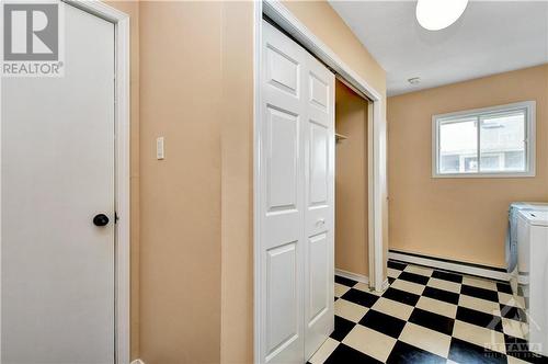 1215 Klondike Road, Ottawa, ON - Indoor Photo Showing Laundry Room