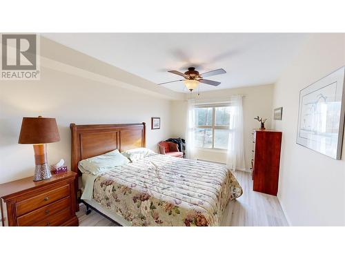 4874 Stanley Street Unit# 204, Radium Hot Springs, BC - Indoor Photo Showing Bedroom