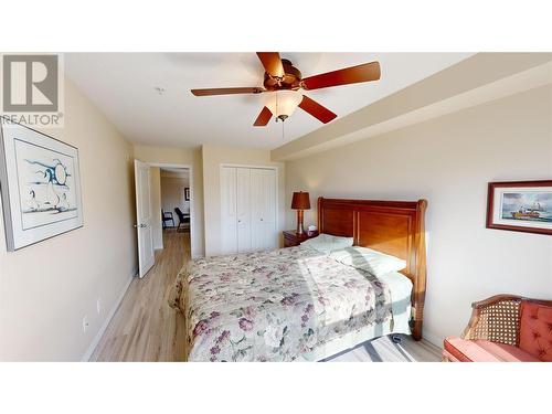 4874 Stanley Street Unit# 204, Radium Hot Springs, BC - Indoor Photo Showing Bedroom