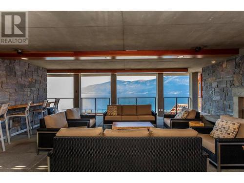 10100 Tyndall Road Unit# 10, Lake Country, BC - Indoor With Fireplace