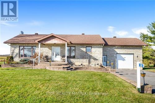 590 Blue Corner Road, Alfred And Plantagenet, ON - Outdoor