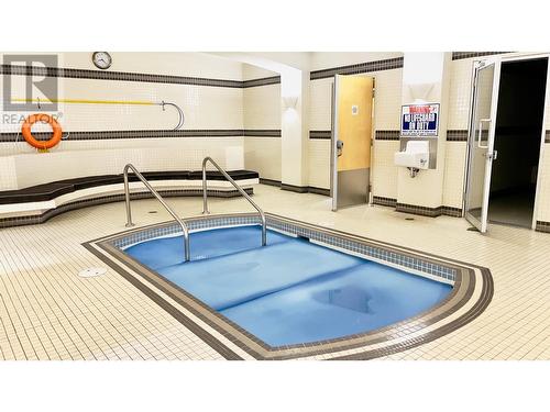 1808 969 Richards Street, Vancouver, BC - Indoor Photo Showing Other Room With In Ground Pool