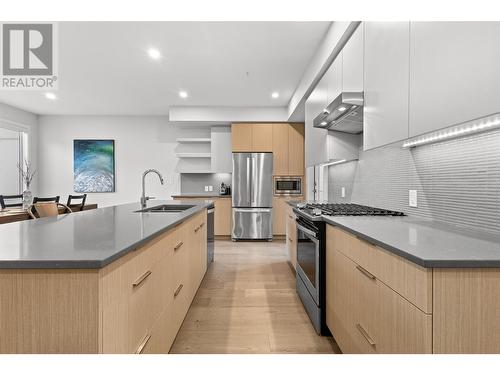 3719 Woodsdale Road Unit# 3, Lake Country, BC - Indoor Photo Showing Kitchen With Stainless Steel Kitchen With Upgraded Kitchen