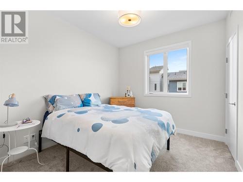 3719 Woodsdale Road Unit# 3, Lake Country, BC - Indoor Photo Showing Bedroom