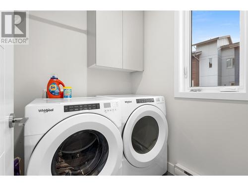 3719 Woodsdale Road Unit# 3, Lake Country, BC - Indoor Photo Showing Laundry Room