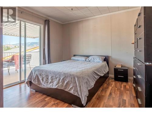 3990 Senger Road, Kelowna, BC - Indoor Photo Showing Bedroom