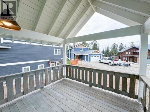 1448 Canterbury Way, Invermere, BC - Outdoor With Exterior