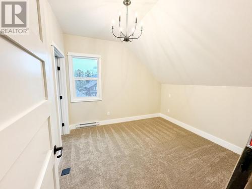 1448 Canterbury Way, Invermere, BC - Indoor Photo Showing Other Room