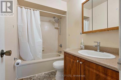 101 Bushmills Square, Toronto, ON - Indoor Photo Showing Bathroom