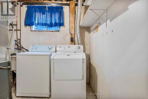 101 Bushmills Square, Toronto, ON - Indoor Photo Showing Laundry Room