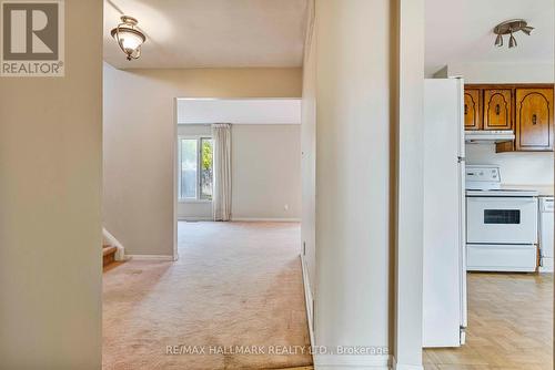 101 Bushmills Square, Toronto, ON - Indoor Photo Showing Kitchen