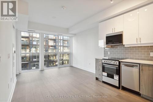 535 - 2343 Khalsa Gate, Oakville, ON - Indoor Photo Showing Kitchen