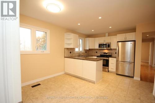 2526 Crystalburn Avenue, Mississauga, ON - Indoor Photo Showing Kitchen With Stainless Steel Kitchen