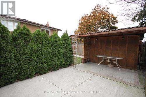 2526 Crystalburn Avenue, Mississauga, ON - Outdoor