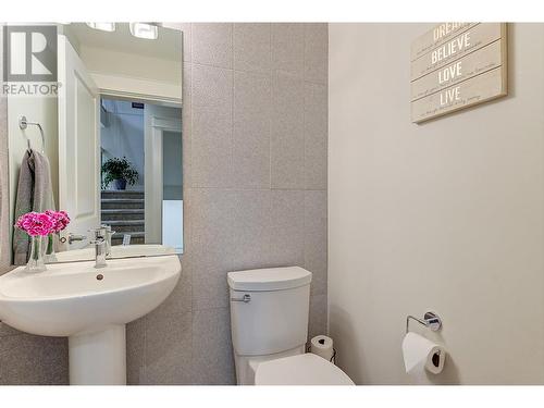 12840 Stillwater Court Unit# 8, Lake Country, BC - Indoor Photo Showing Bathroom