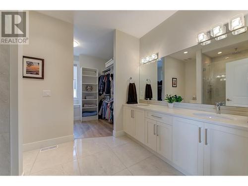 12840 Stillwater Court Unit# 8, Lake Country, BC - Indoor Photo Showing Bathroom