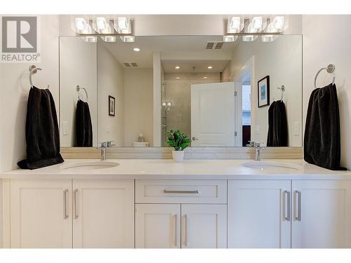 12840 Stillwater Court Unit# 8, Lake Country, BC - Indoor Photo Showing Bathroom