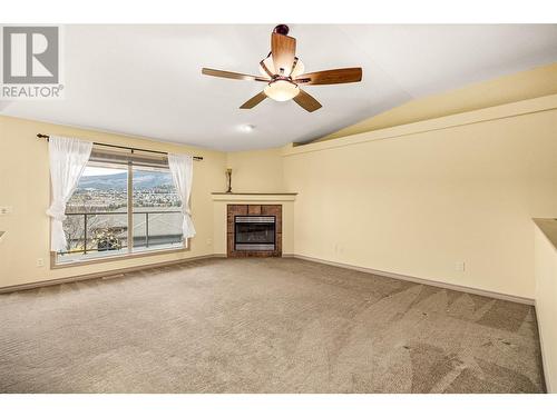 3512 Ridge Boulevard Unit# 3, West Kelowna, BC - Indoor With Fireplace