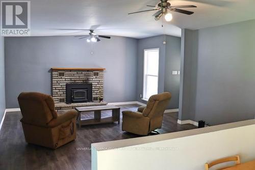 53 Victoria Street N, Aylmer (Ay), ON - Indoor Photo Showing Living Room With Fireplace