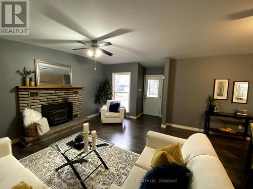 53 Victoria Street N, Aylmer (Ay), ON - Indoor Photo Showing Living Room With Fireplace