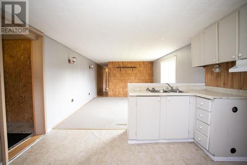 1118 Old Goulais Bay Rd, Sault Ste. Marie, ON - Indoor Photo Showing Kitchen With Double Sink