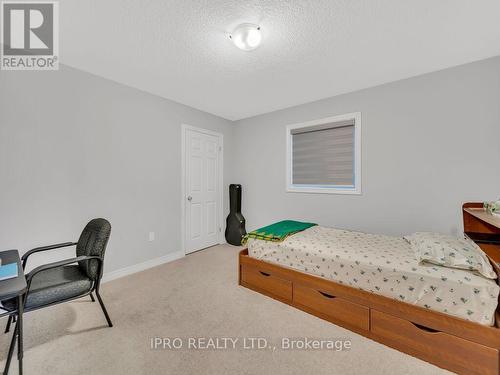 188 Ambrous Crescent, Guelph, ON - Indoor Photo Showing Bedroom