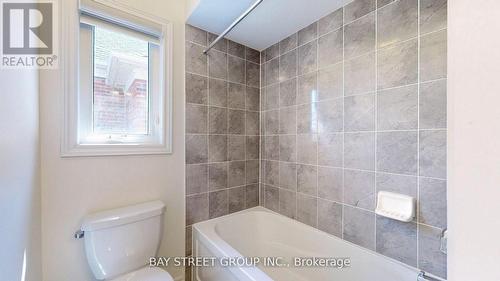 127 William Fair Drive, Clarington, ON - Indoor Photo Showing Bathroom