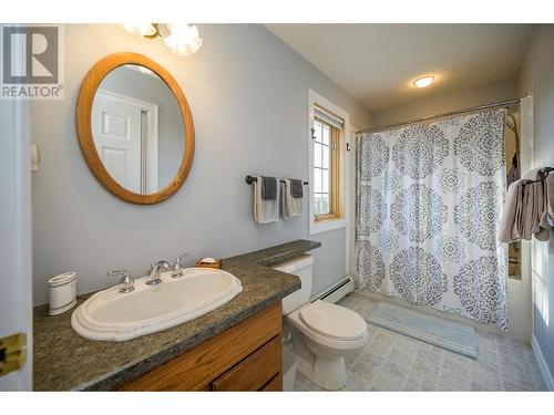 2697 Evasko Road, Prince George, BC - Indoor Photo Showing Bathroom