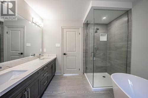 17 Amsterdam Drive, Barrie, ON - Indoor Photo Showing Bathroom