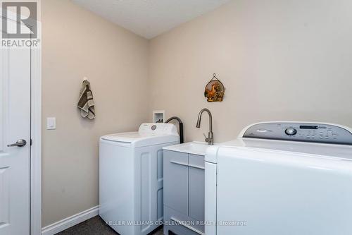 15 Mundy Avenue, Tiny, ON - Indoor Photo Showing Laundry Room