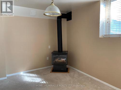 169 Cresthaven Road, Brampton, ON - Indoor Photo Showing Other Room