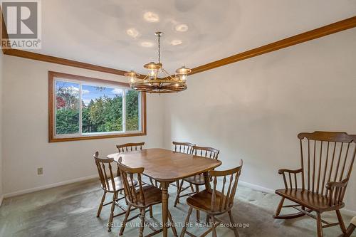 118 Lynn Court, Burlington, ON - Indoor Photo Showing Dining Room