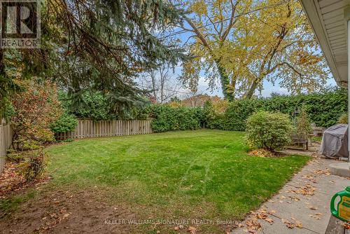 118 Lynn Court, Burlington, ON - Outdoor With Backyard