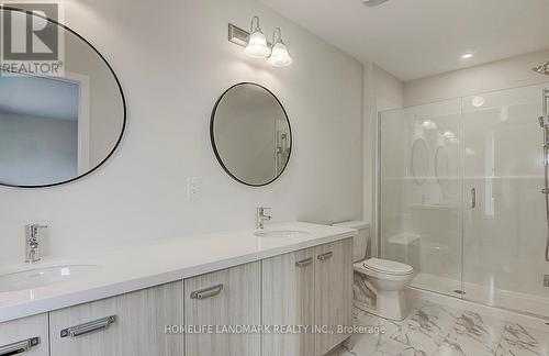 1345 Kobzar Drive, Oakville, ON - Indoor Photo Showing Bathroom