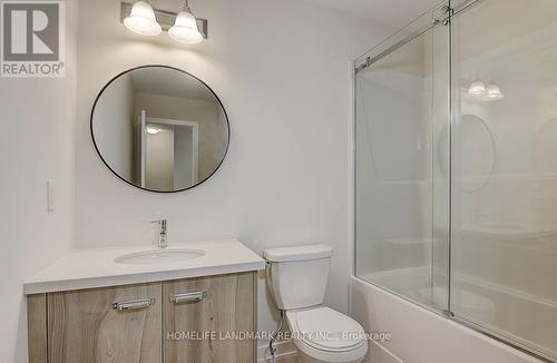 1345 Kobzar Drive, Oakville, ON - Indoor Photo Showing Bathroom