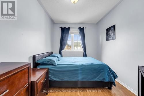 69 Roundstone Drive, Brampton, ON - Indoor Photo Showing Bedroom