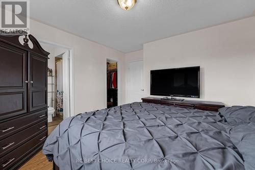 69 Roundstone Drive, Brampton, ON - Indoor Photo Showing Bedroom