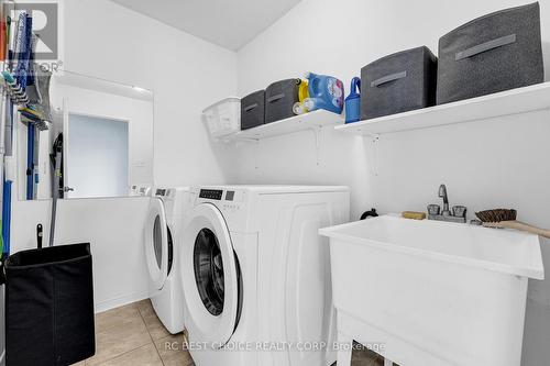 69 Roundstone Drive, Brampton, ON - Indoor Photo Showing Laundry Room