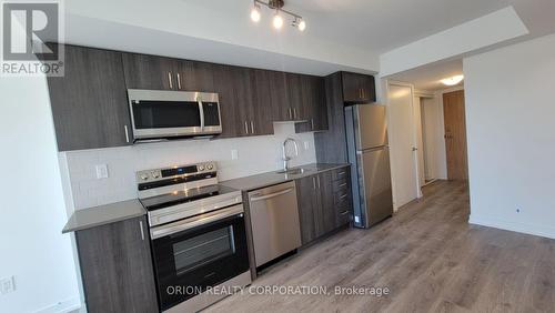 417 - 1435 Celebration Drive, Pickering, ON - Indoor Photo Showing Kitchen