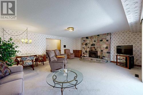 3041 Golden Orchard Drive, Mississauga, ON - Indoor Photo Showing Living Room With Fireplace