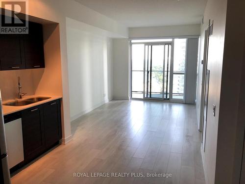 3503 - 2200 Lake Shore Boulevard W, Toronto, ON - Indoor Photo Showing Kitchen With Double Sink