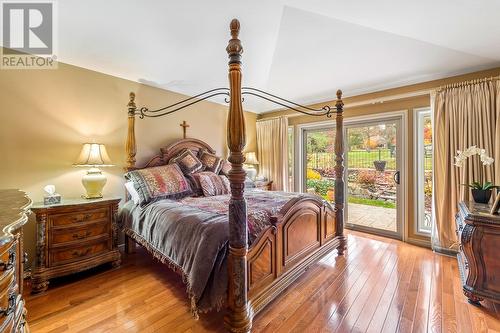 4345 Gallaghers Fairway S, Kelowna, BC - Indoor Photo Showing Bedroom