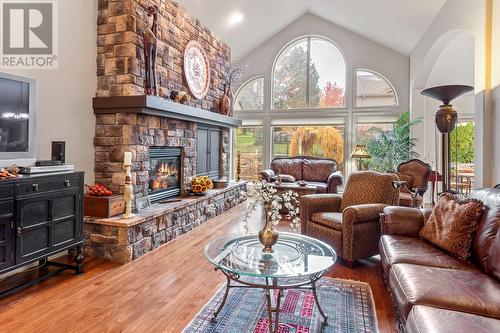 4345 Gallaghers Fairway S, Kelowna, BC - Indoor Photo Showing Living Room With Fireplace