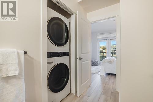 4205 Gellatly Road Unit# 342, West Kelowna, BC - Indoor Photo Showing Laundry Room