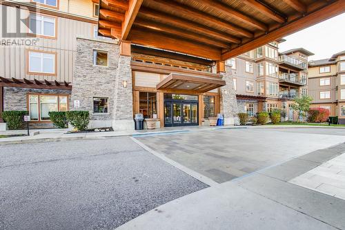 4205 Gellatly Road Unit# 342, West Kelowna, BC - Outdoor With Balcony With Facade