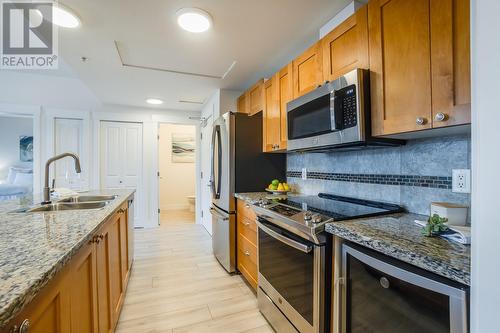 4205 Gellatly Road Unit# 342, West Kelowna, BC - Indoor Photo Showing Kitchen With Double Sink