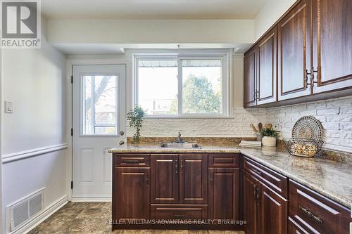 20 Perivale Crescent, Toronto, ON - Indoor Photo Showing Kitchen